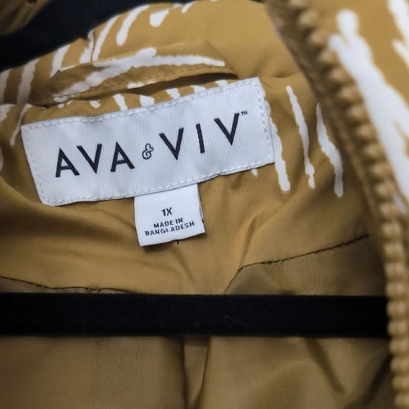 (Donated)Ava & Viv Mustard Puffer Jacket with White Pattern - Picture 4 of 7